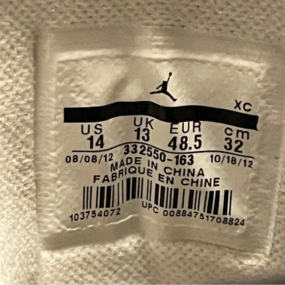 Air Jordan 1 Retro Chicago 2013 - Picture 12 of 13